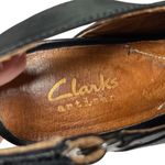 Clarks  Artisan Black‎ Leather Slingback Peep Toe Block Heel Sandals Size 7 1/2 Photo 3