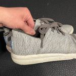 Toms Sneakers Size 9 in‎ Women’s Gray & White in Color Del Ray Photo 2