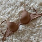 SKIMS Fits Everybody Plunge Bra Clay Size 32D Photo 1