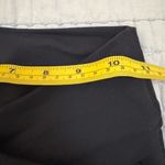 Lululemon  Black Size 4 Cross Waist Sweatpants Cropped EUC Photo 3