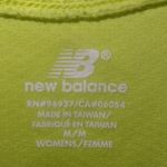 New Balance FINAL MARKDOWN  t shirt medium Photo 4