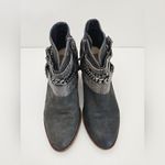 Dolce Vita Yasmina Chain Dark Gray Suede Leather Ankle Boots Size 8 Photo 3