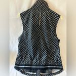 Under Armour  Women’s Vest Black And White Geometric Print, X-Large, Lightweight Photo 7