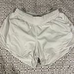 Lululemon Hotty Hot Short 2.5” Photo 0