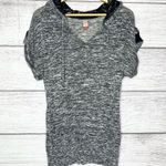 No Boundaries Heather Gray & Black Lace Hooded Short Sleeve Sweater Top Size Large Photo 1