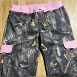 Magellan outdoors Camouflage Cargo Pants with Pink Accents women 2x Photo 2