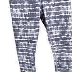 Athleta  elation II printed capri gray white tie dye striped ombre yoga legging Photo 6
