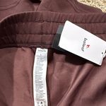 Baleaf NWT Women's Casual Shorts Brown Large Photo 2