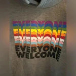 Everyone Welcome sweatshirt Red Size M Photo 7