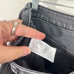 American Eagle Distressed High Rise Booty Rip Mom Jeans Relaxed Fit 14 Reg Photo 6