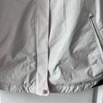 Columbia White  Sportswear windbreaker jacket #outdoor Photo 1