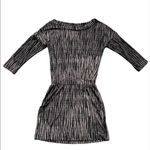 Evereve  Peyton Jensen Black and Tan Pattern Dress Boat Neck Elastic Waist XS Photo 1