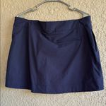 Vineyard Vines Navy Skirt with White Stripe Golf Photo 2