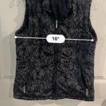 Jane Ashley  silver vest Photo 5