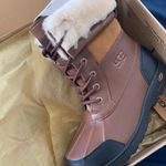 UGG Boots Photo 0