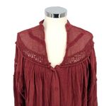 Gimmicks Boho Crochet V Photo 1