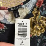 Torrid  Ava Black Dark Floral Stretch Challis Cami Tank Top 3X 22-24 NWT Photo 2