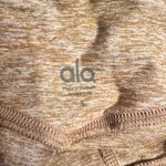 Alo Yoga  7/8 High-Waist Alosoft Sheila Legging size Small Tan Grey Colorblock Photo 7