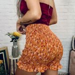 Boutique NEW Ditsy Floral Smocked Shorts Photo 6