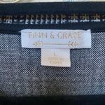 Finn & Grace ❤️ Houndstooth Plaid Bell Sleeve Pullover Top Large EUC CLEARANCE Photo 5