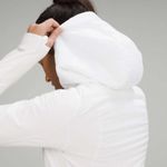 Lululemon NWOT Push Your Pace Jacket Coat White PrimaLoft Size 2 2023 Release Photo 3