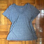 Universal Threads Grey Top Photo 0