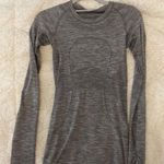 Lululemon Long Sleeve Swiftly Photo 0