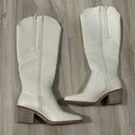Boutique White Cowgirl Boots Photo 0