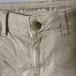 American Eagle Outfitters Super Stretch Women’s Khaki Shorts Bermuda Size 4 Photo 2