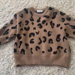 Goodnight Macaroon Leopard Print Top / Sweater Photo 0