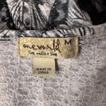 One World Medium Tunic Top Floral Semi-Sheer Flutter Sleeve Shark-Bite Stretch Photo 7