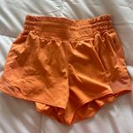 Lululemon Hotty Hot Short 2.5” Photo 0