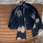 Draper James NWT Straw Bag (removable scarf) Photo 5