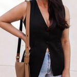 Reformation  Casey Vest Photo 0