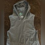 TCEC  Gray Sleeveless Athletic Dress with Hood and Built-in Shorts Photo 2