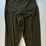 Lululemon Align Crop *21" - No Size Tag / Yes Size Dot. Photo 0