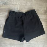 Lululemon On The Fly Short *Woven *2.5" Black 4 Photo 2