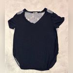 Le lis Blue Top Blouse with Lace Semi-Sheer Back Tee T-Shirt Women's Size M Photo 0