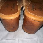 Bags of Columbia One if a Kind Clogs Pre loved in excellent condition Red Size 7 Photo 2