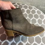 Clarks Green Ankle Boots with Suede Finish- Olive -Somerset size 8 Photo 5