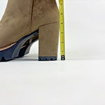 Cushionare CUSHIONAIRE Women's Ringo platform heel boot Memory Foam Size 11M Photo 6