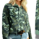 NEW Women's Cropped Green Camo Fleece Hoodie SMALL Photo 0