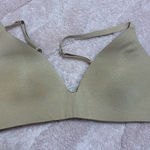 SKIMS  Wireless T-Shirt Bra Photo 0