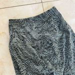 Beyond Yoga  Drak Green Patterned Pants Sz XS Photo 3