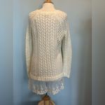 POL  Cable Knit long sleeve lace hem detail off white sweater size Medium Photo 6
