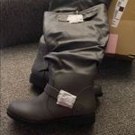 Journee Collection  Black Heeled Boots Classic Design 7.5 Photo 3