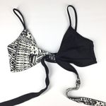 l*space L  Chloe Wrap Top Reversible Printed Photo 2