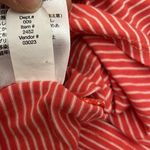 Eddie Bauer Eddy Bauer Melon with White Stripes Short Sleeve Round Neck Ruched Sides Tee S Photo 15