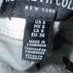 Kenneth Cole NY Jeans White Size US6 button front, 5 pocket Photo 4