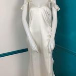 WAYF ivory satin slip dress. Midi small Photo 5